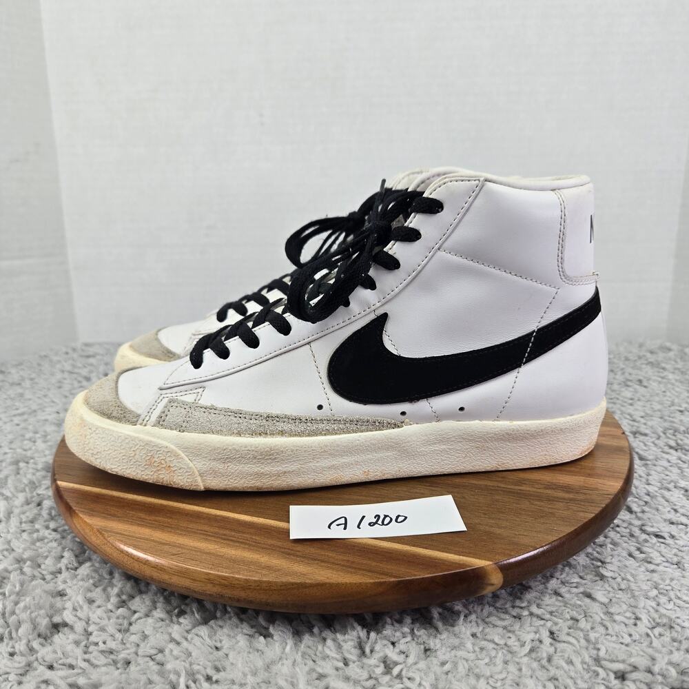 Nike Mens 10 Blazer Mid '77 Vintage White Black Athletic Gym Sneaker BQ6806-100